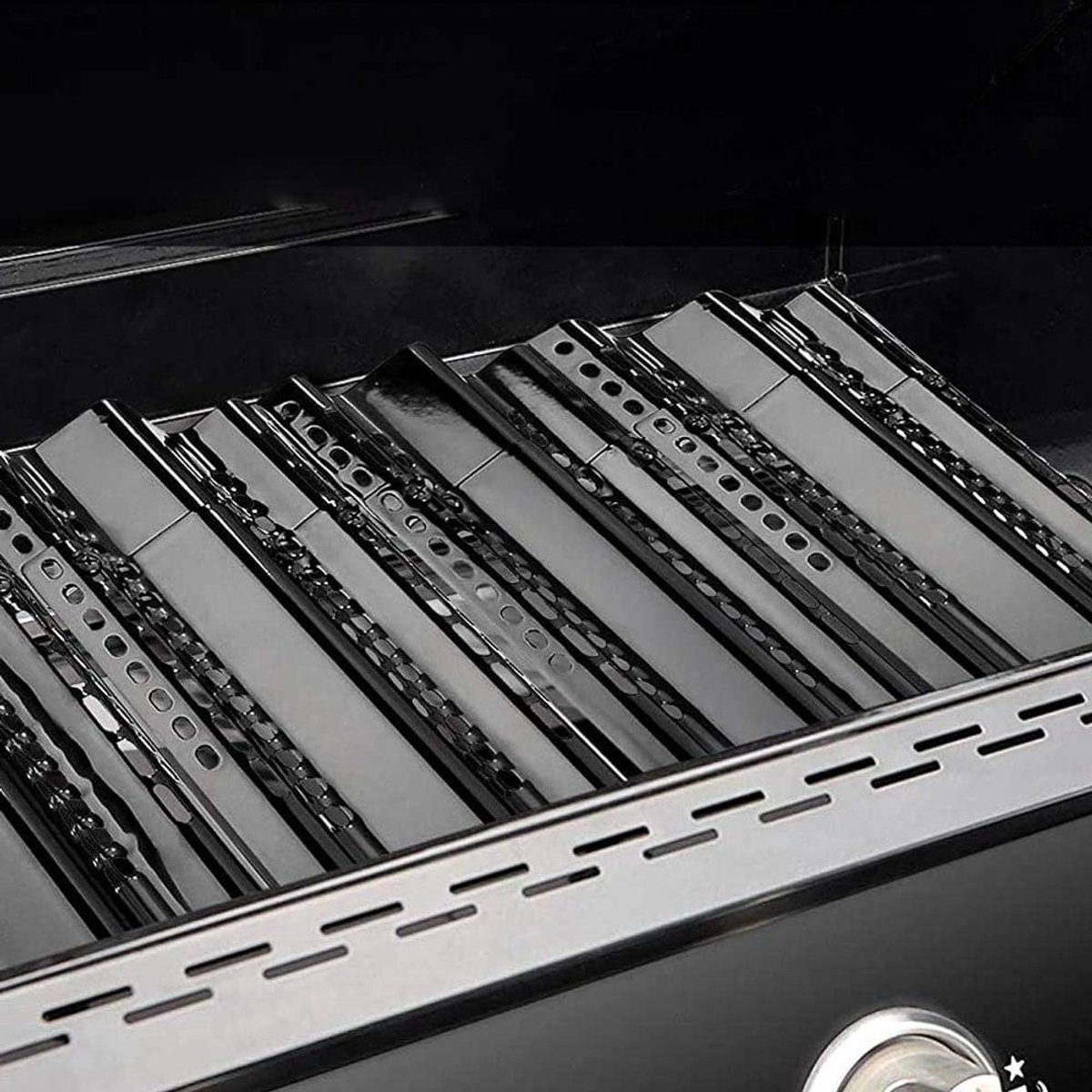 Hitteplaat Schild - Branderafdekking Grill - BBQ Reparatie - Verstelbare Pasvorm - 157 tot 187 Inch - Zilver