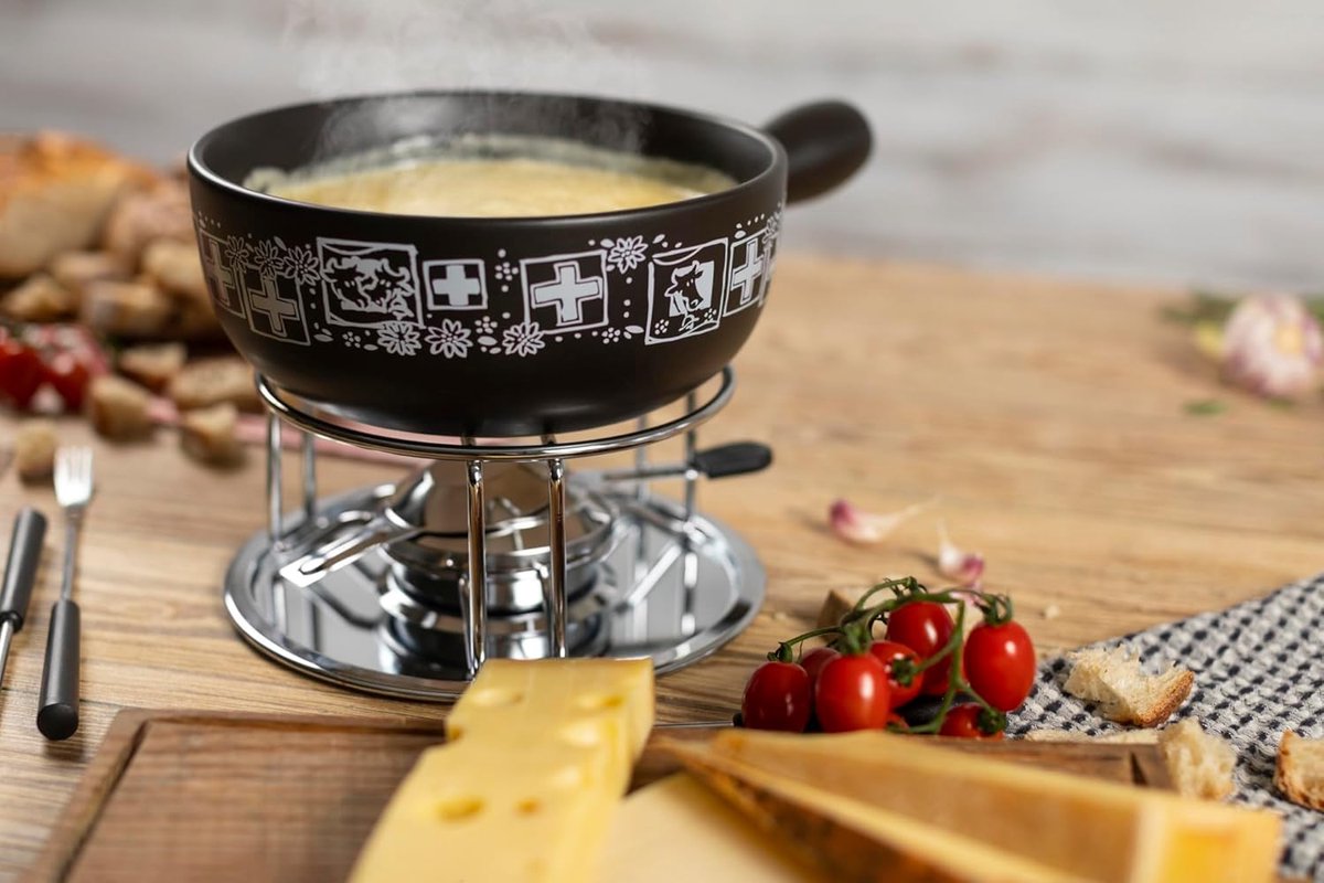 Kaasfondue set - Fondue pan - Gezellig samenzijn - Handgemaakte caquelon - 23 cm - Zwart – foto 3
