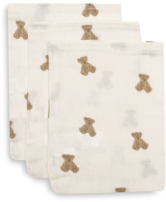 Drie witte hydrofiele doekjes met een all-over print van bruine teddyberen.