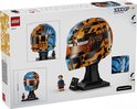 LEGO McLaren 1000 GP helm, oranje/zwart en blauw met sterrenpatroon. Inclusief miniatuurfiguur.