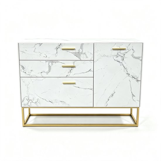 Wit marmerlook dressoir met gouden handvatten en een gouden metalen frame.
