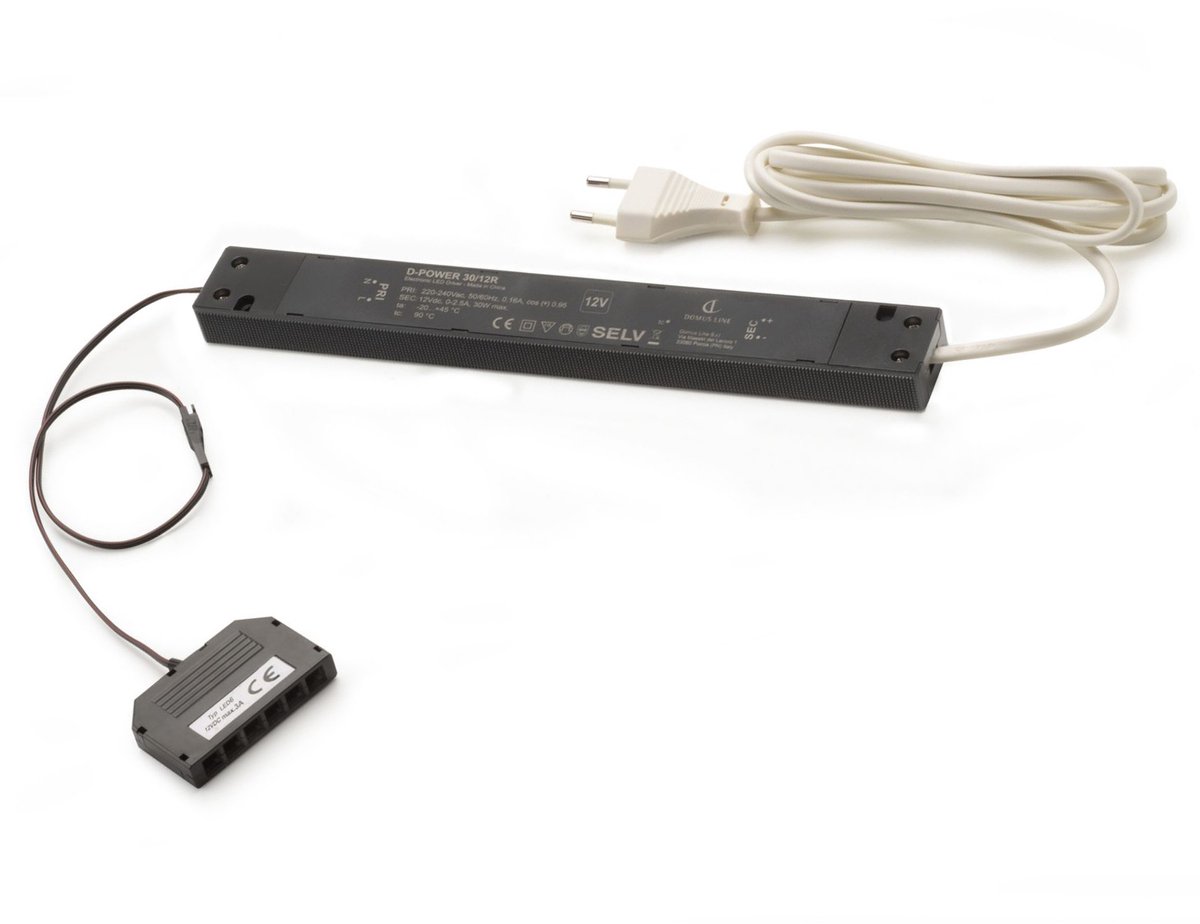 Domus Line LED voeding met 6-voudig adapter (Micro12 verbinding, Euro-stekker, 256 x 34 x 16 mm, 30W, 12 V) van SOTECH