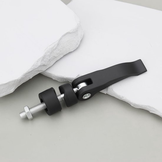 Handvat Moeren 6mm - 2 Stuks - Roestvrij Staal - Grasmaaier - Vervangende Bouten - Perfecte Pasvorm 55x56mm — afbeelding 3