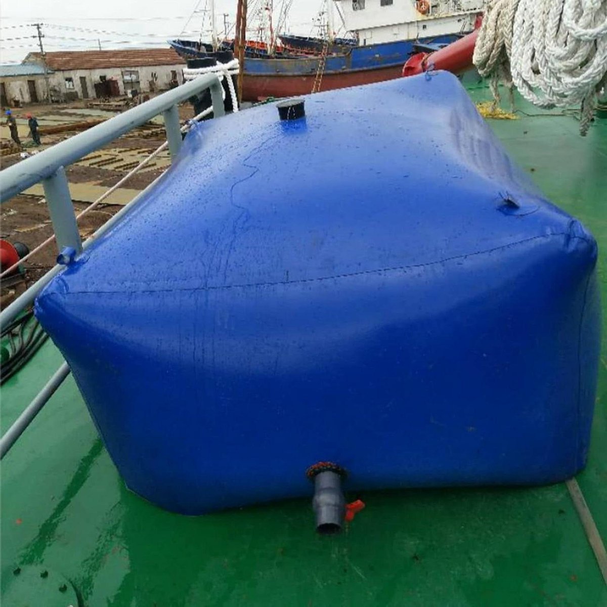 Draagbare Waterzak - Opvouwbare Tank - Noodwater Opslag - Met Kraan - 30 Liter - Blauw