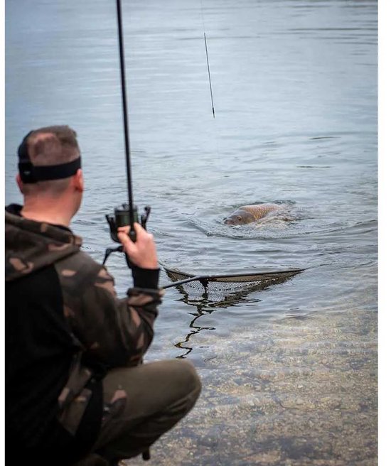 Fox Eos-X Landing Net Mesh 42'' - Schepnet van Fox — afbeelding 3