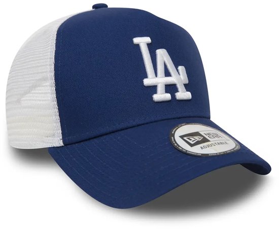 Casquette trucker bleue New Era avec logo 'LA' blanc et arrière en mesh blanc.