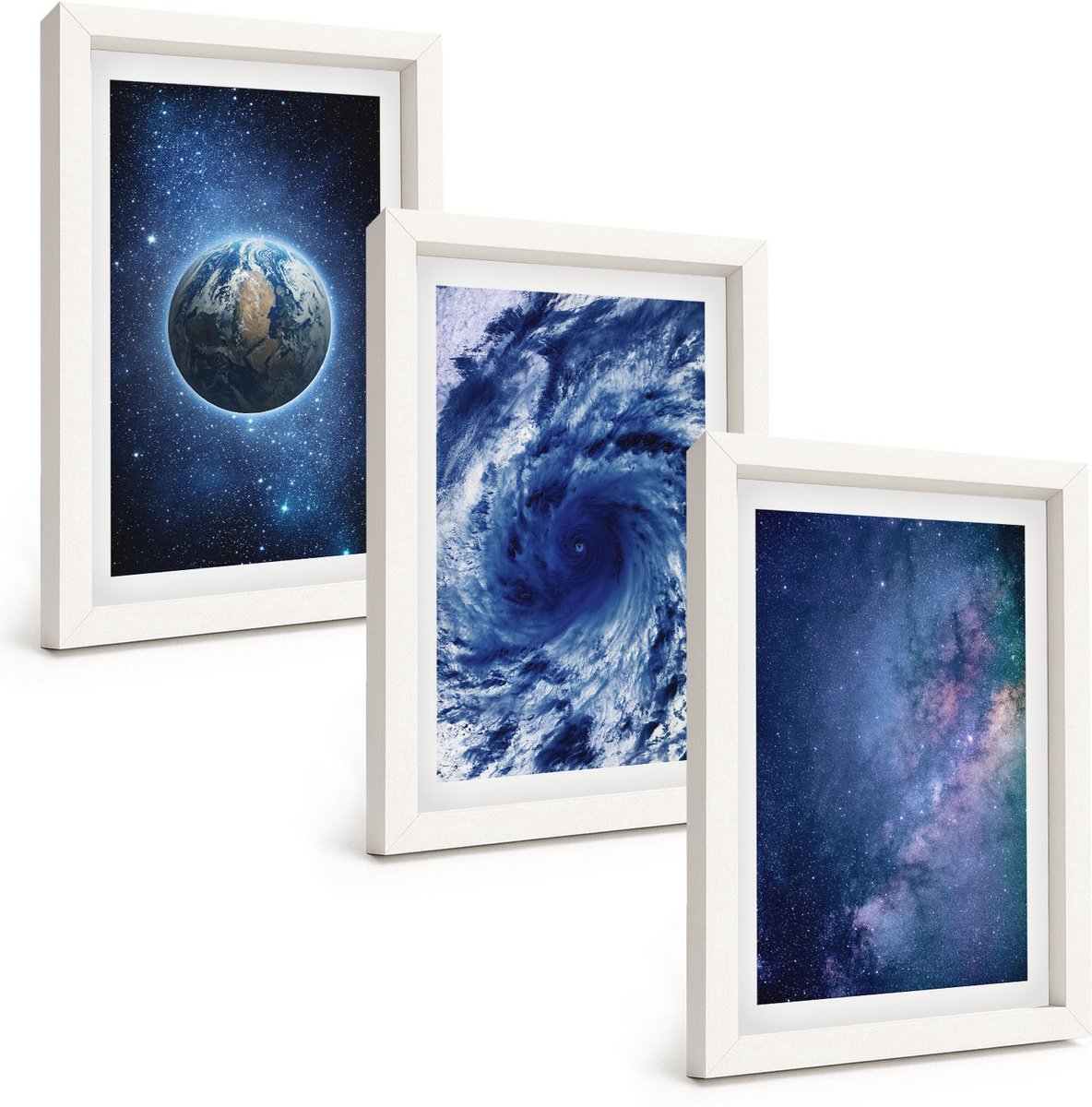 Wallfluent 3-Delige Schilderij Set - Aarde In Een Ruimtestorm En Sterrenstelsel - 20 x 30 - Decoratieve Muurdecoratie - Slaapkamer - Interieur Decoratie
