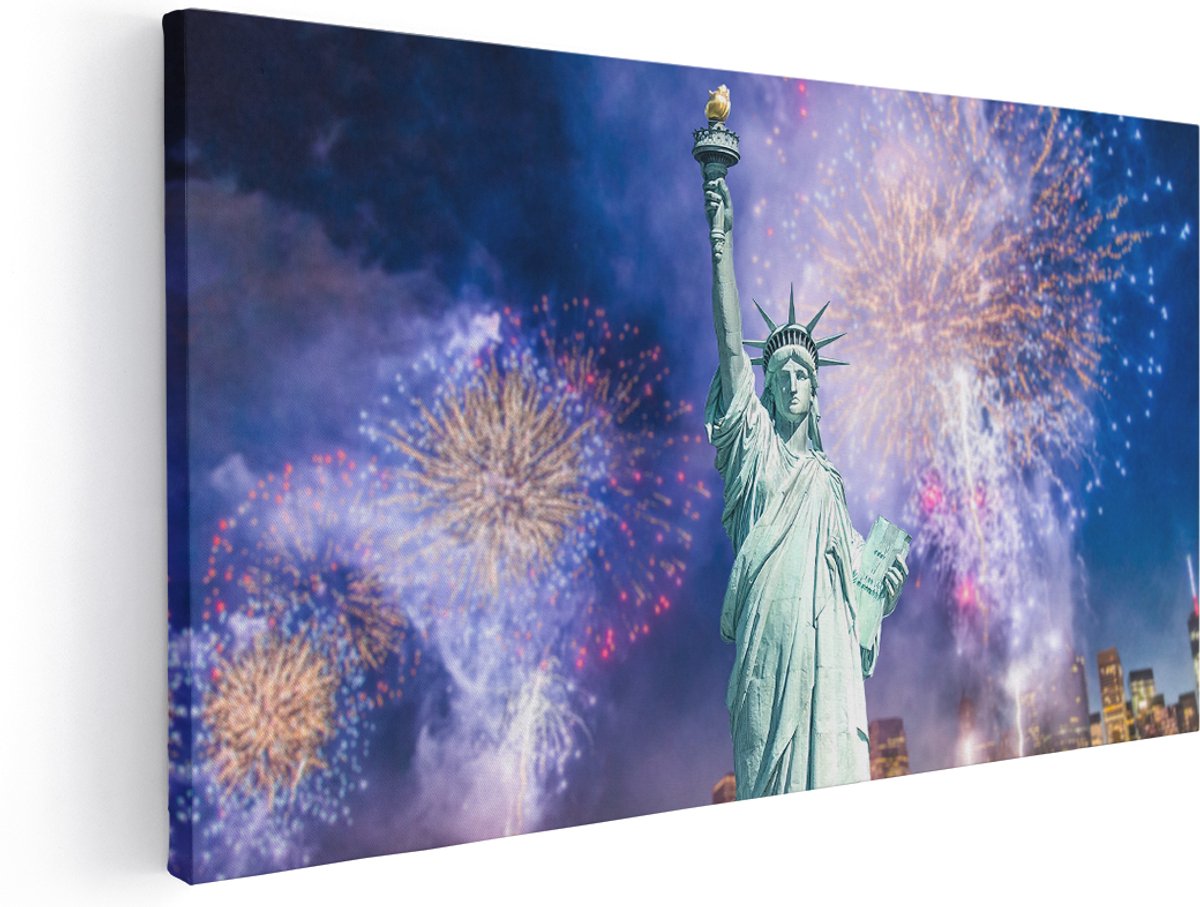 Artaza Canvas Schilderij Vrijheidsbeeld In New York Met Vuurwerk - 140x70 cm - Groot - Wanddecoratie Woonkamer - Schilderijen - Muurdecoratie