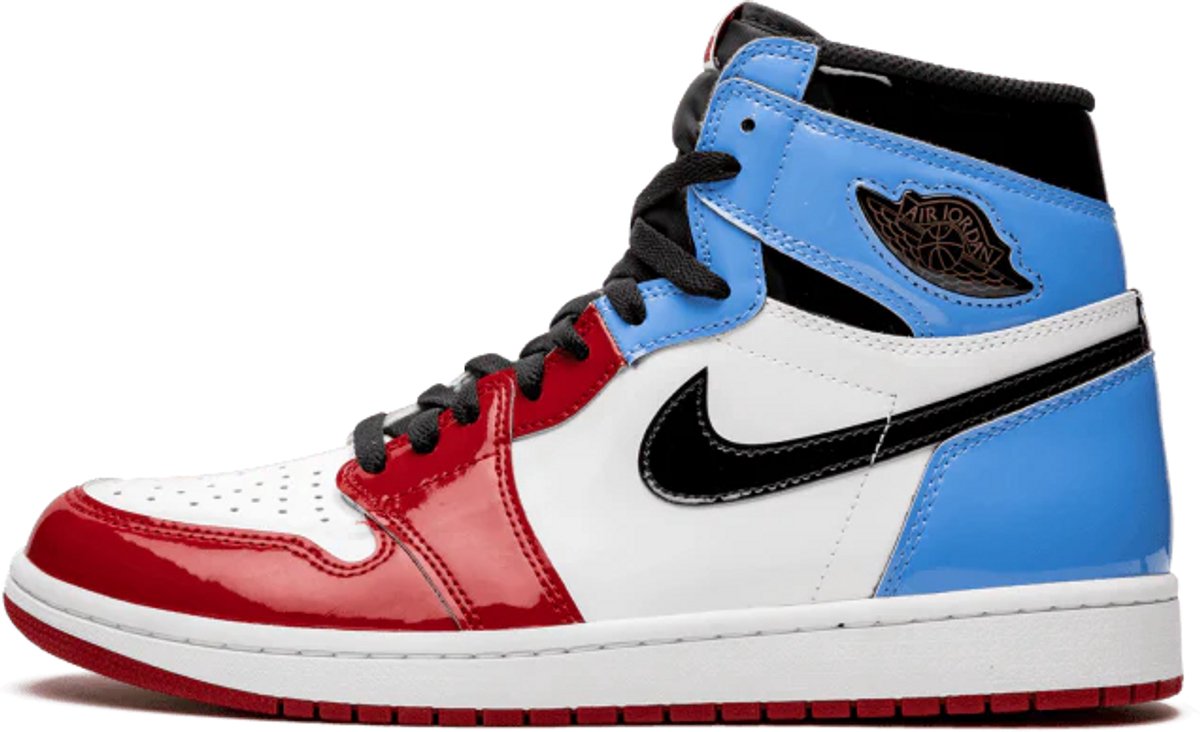 Jordan 1 Retro High Fearless UNC Chicago