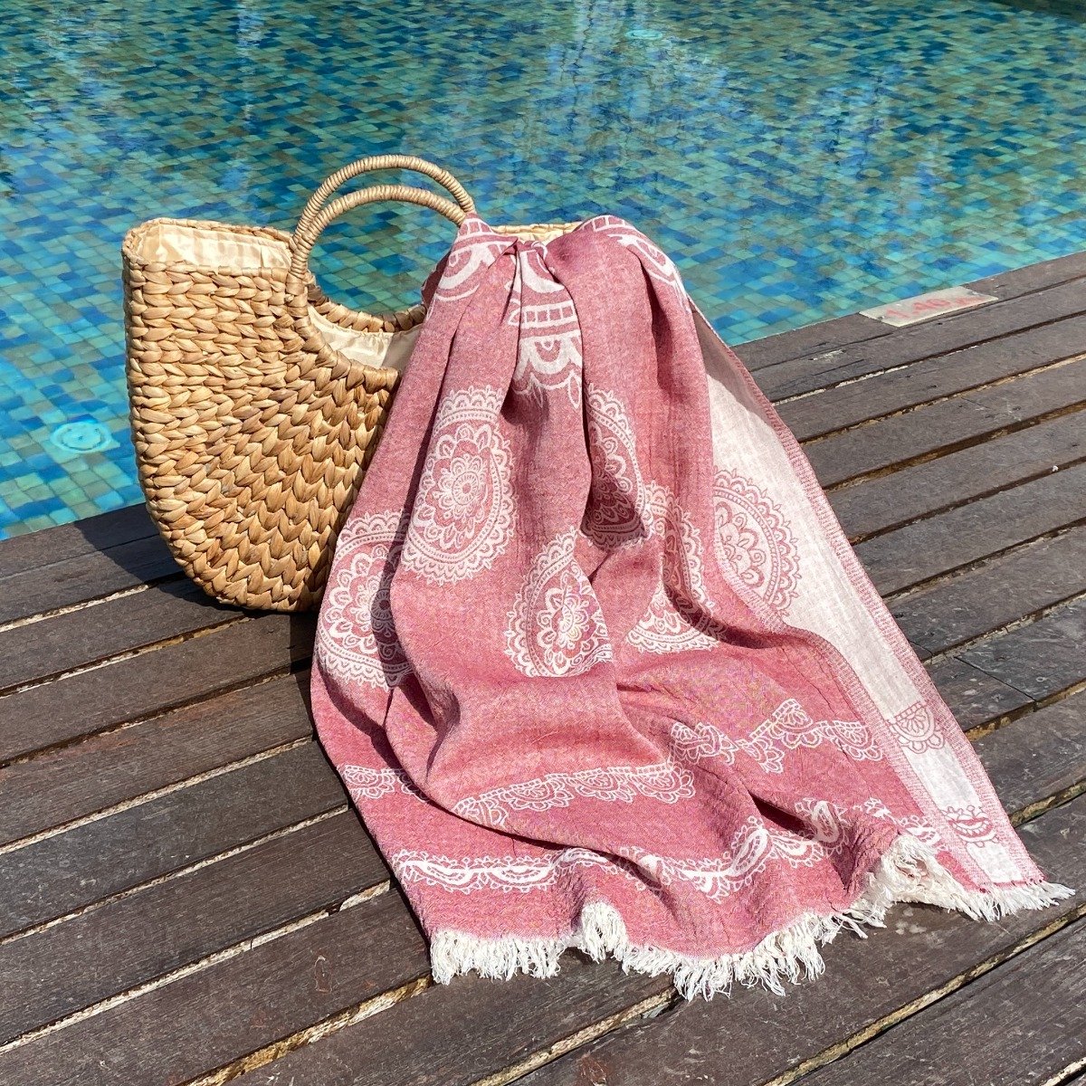 Fashion4wellness Hamamdoek Bohemia Dark Red / FOUTA - STRANDLAKEN - SAUNADOEK - 175 X 95 CM KATOEN