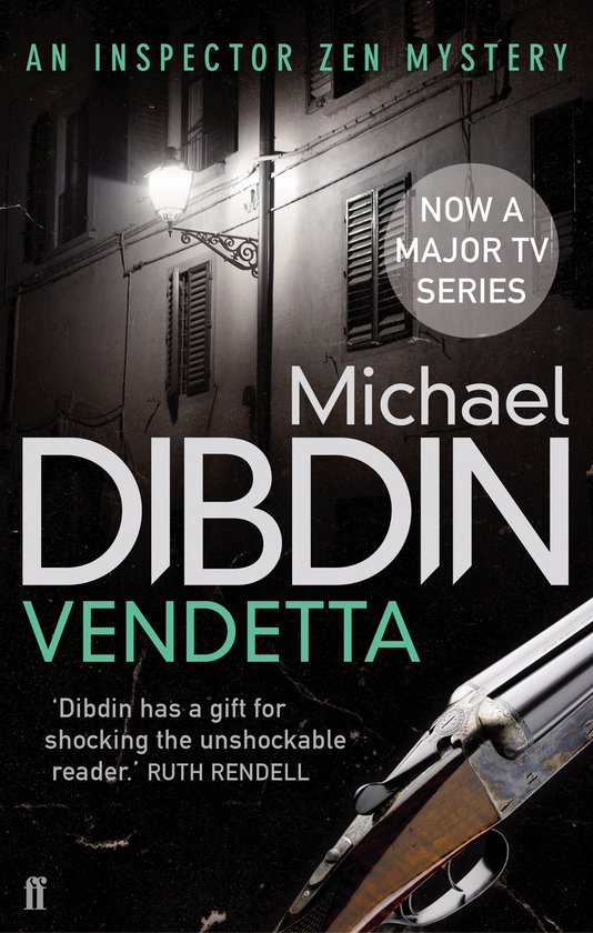 Boek 'Vendetta' van Michael Dibdin, een Inspector Zen Mysterie, nu als tv-serie. Met een geweerschacht op de voorgrond.