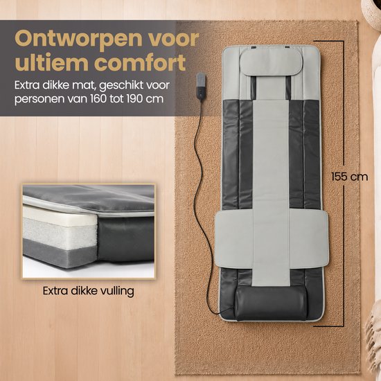 Grijze en zwarte massagemat op een vloerkleed, met een close-up van de dikke vulling. "Ontworpen voor ultiem comfort".