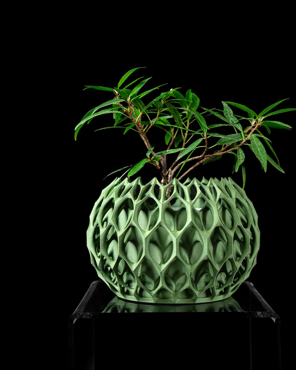 Skushy Invader 02 Bloempot - Moderne Designpot voor Kamerplanten - Sculpturale Plantenpot voor Woonkamer en Kantoor - Premium Woondecoratie