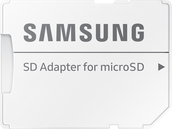 Witte SD adapter voor microSD kaart met Samsung logo.
