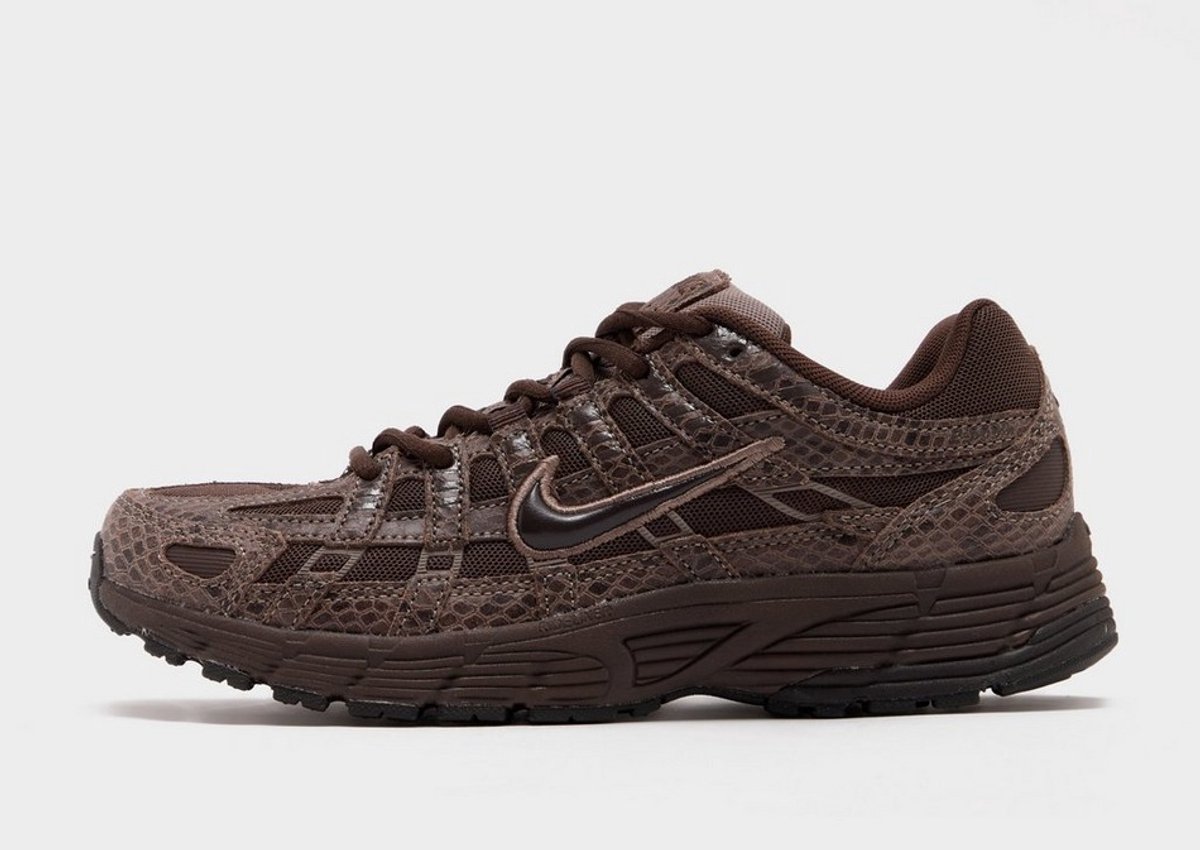 Nike P-6000 SE Sneakers – Baroque /Velvet Donkerbruin Retro Running Lifestyle