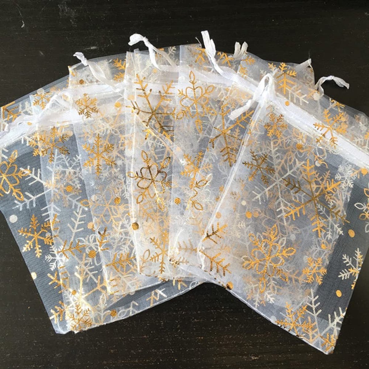 Dailygoods- Organza Zakjes 10 x 15 cm - Sneeuwvlokken - Geschenken - Bruiloft - Babyshower - 50 Stuks - Geschenkzakje