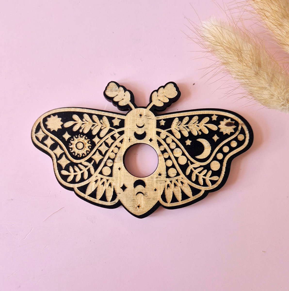 Houten Edelsteen Bolhouder – Moth #3
