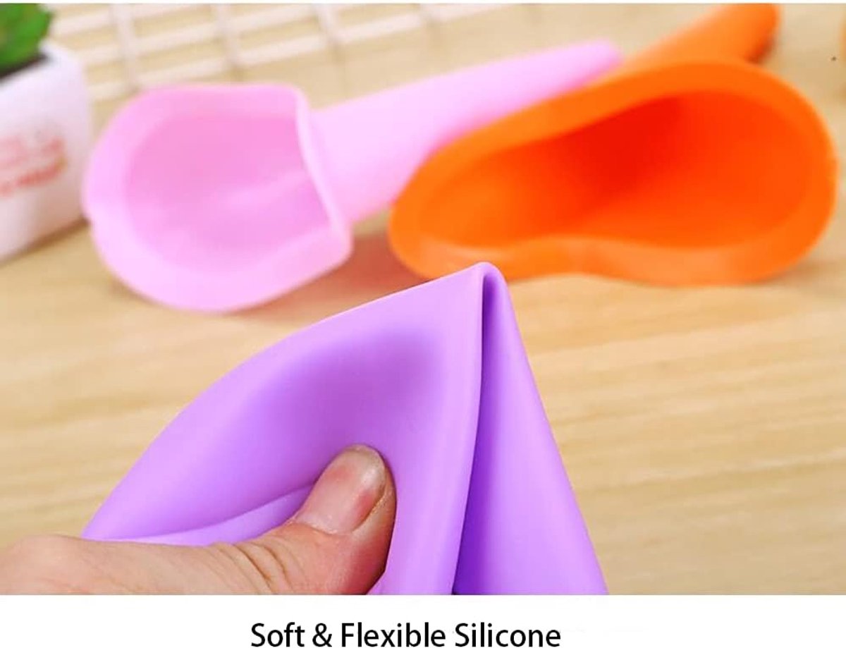 SnelShoppen - 3PCS Vrouwelijke Urinaal Silicone Pee Funnel - Herbruikbaar, Lichtgewicht, Lekvrij, Perfect voor Reizen, Outdoor, Camping, Maat 10x13CM