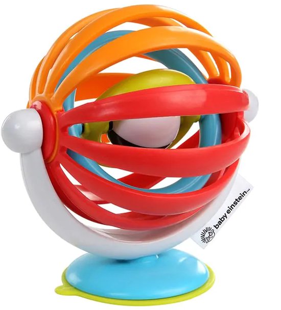 Baby Einstein sticky spinner met rode, oranje, blauwe en gele ringen, op een blauwe zuignap.