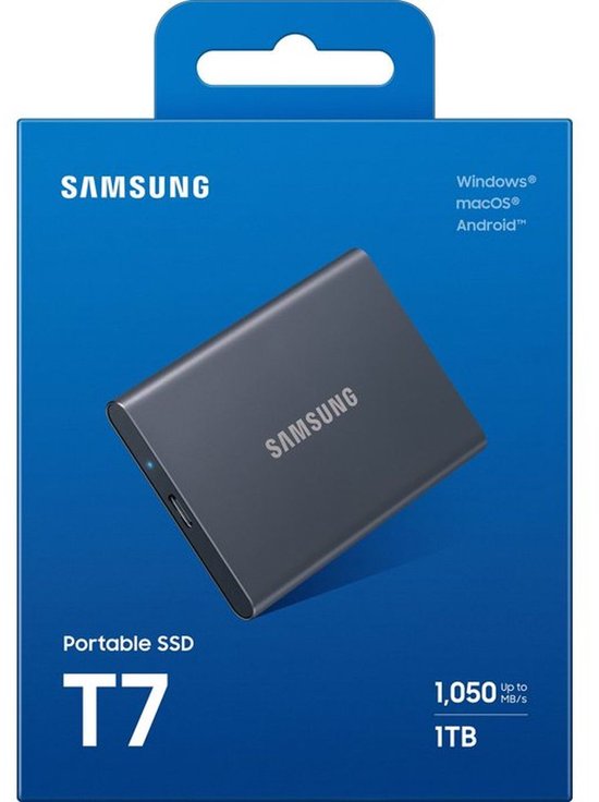 Doos van Samsung Portable SSD T7 in het grijs, met afbeelding van de SSD en specificaties.