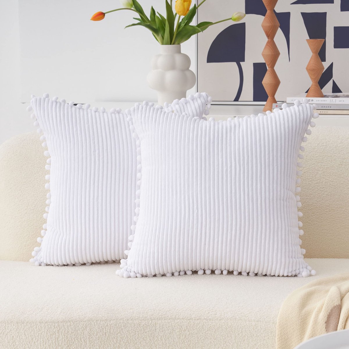 Omgoods - Set van 2 Witte Kussenhoezen 60x60 cm - Zachte Corduroy
