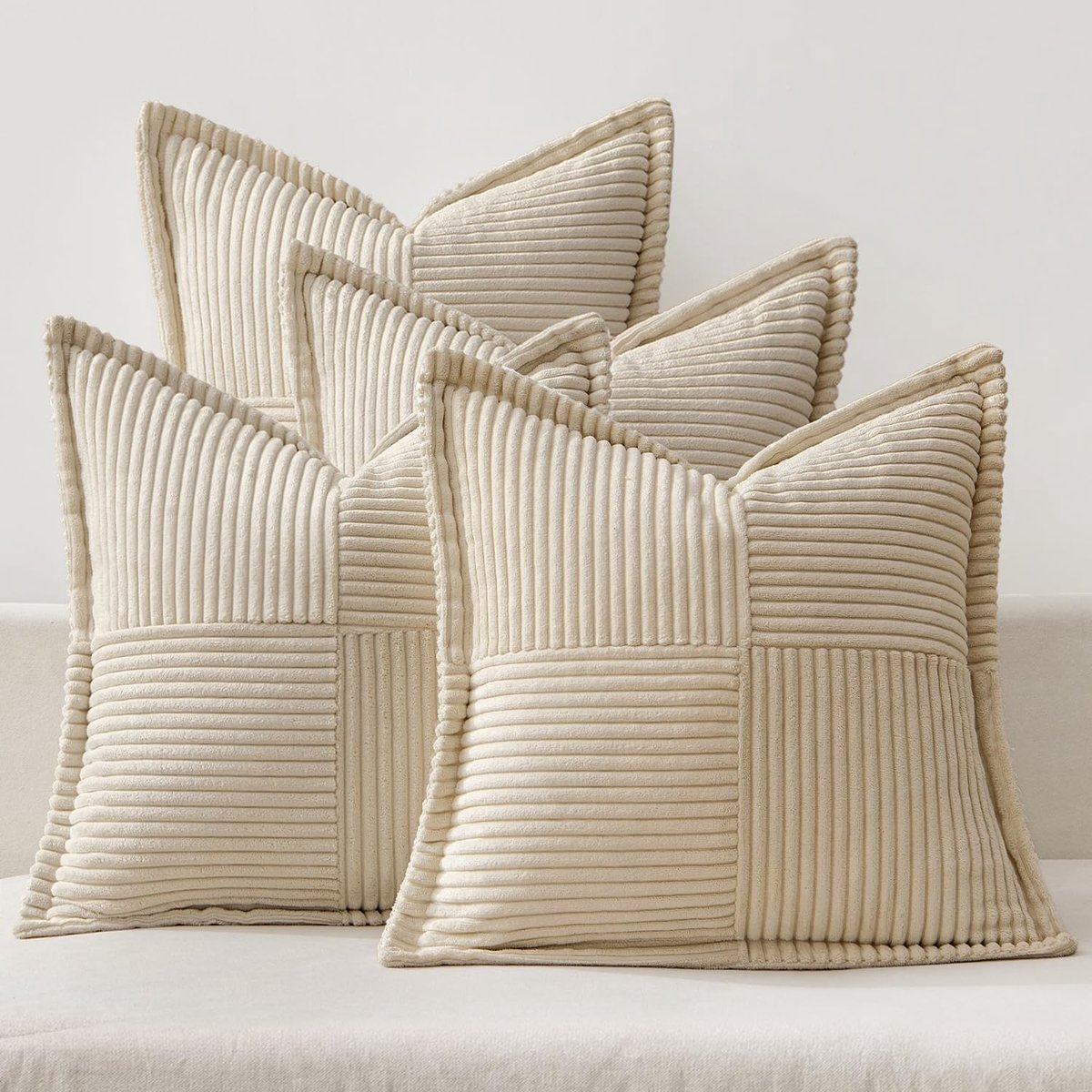 Omgoods - Set van 4 Decoratieve Kussenhoezen van Corduroy