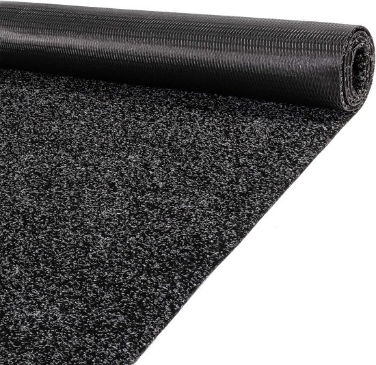Rouleau d'un tapis d'entrée noir avec une surface fine et mouchetée et un dessous texturé antidérapant.