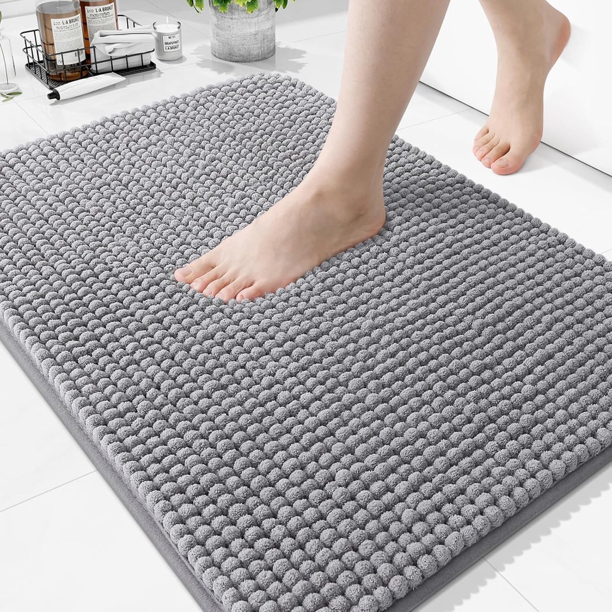 SnelShoppen - Chenille Badmat 20x30 inch Extra Zacht Fluffy Absorberend Badkleed met Rubber Achterkant en Antislip, Machinewasbaar en Sneldrogend, Gri