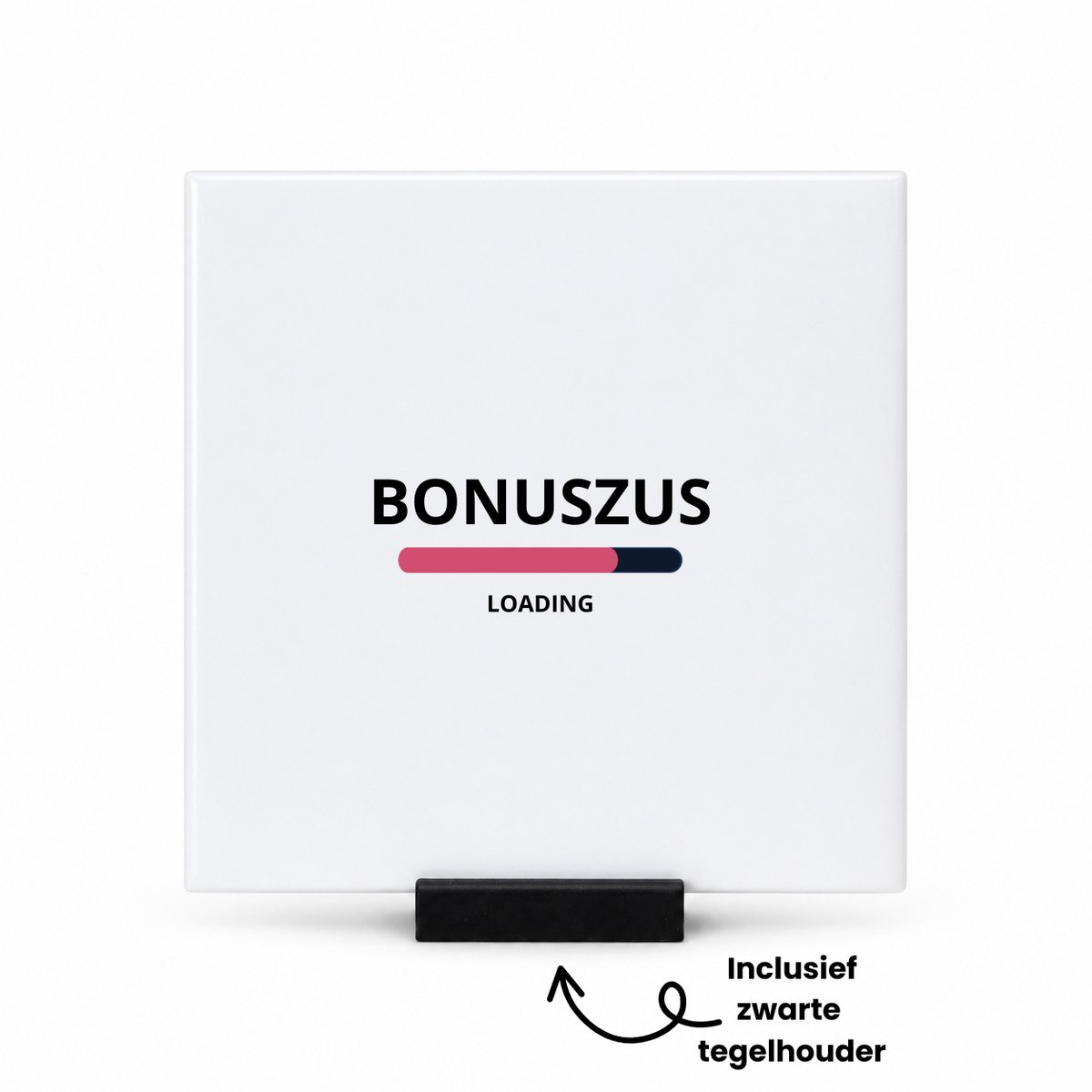 Hacebo bonuszus loading tegeltje met tegelhouder - Zus - ochtendkoffie laden - tegeltjes met tekst - verjaardagscadeau - verjaardag - cadeau - cadeautje voor zus - zus artikelen - kado - geschenk - gift - spreuktegels - 10.8x10.8 CM Wit