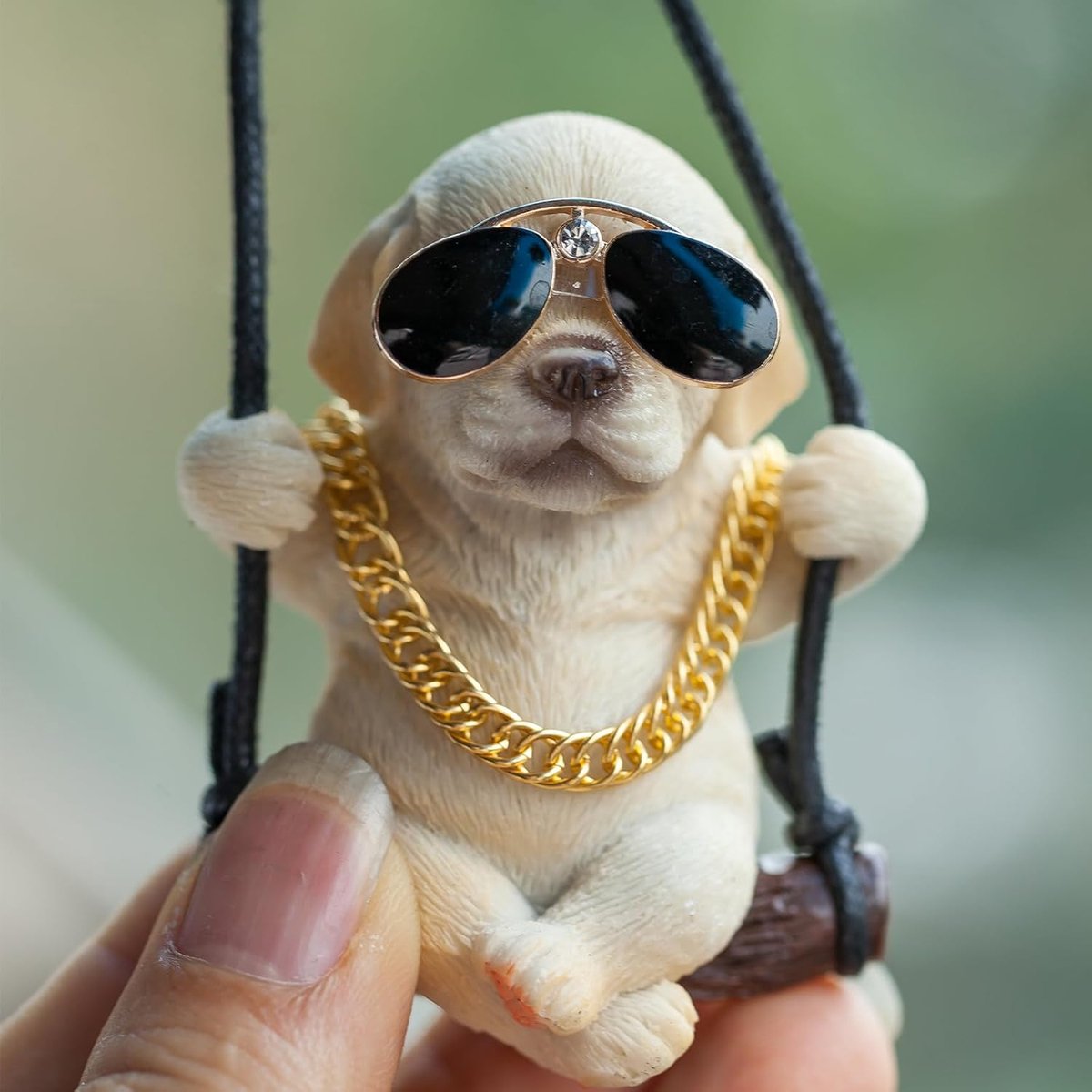 SnelShoppen - Schattige Swingende Labrador Auto Pendant - Gele Labrador Achteruitkijkspiegel Hangdecoratie - Hondenliefhebber Interieur Accessoire voo