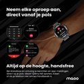 Hand draagt grijze smartwatch, die oproepen en berichten toont. Toont telefoonnummers en app-berichten. Tekst: 'Neem elke oproep aan, direct vanaf je pols'.