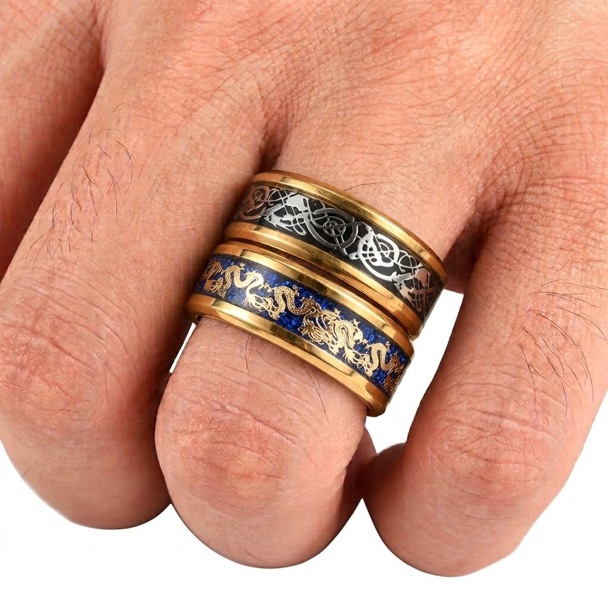 Goudkleurige ringenset heren draken ring set maat 11 statement ringen met blauwkleurig drakenpatroon en Keltisch motief brede bandringen mode sieraden set 2 stuks