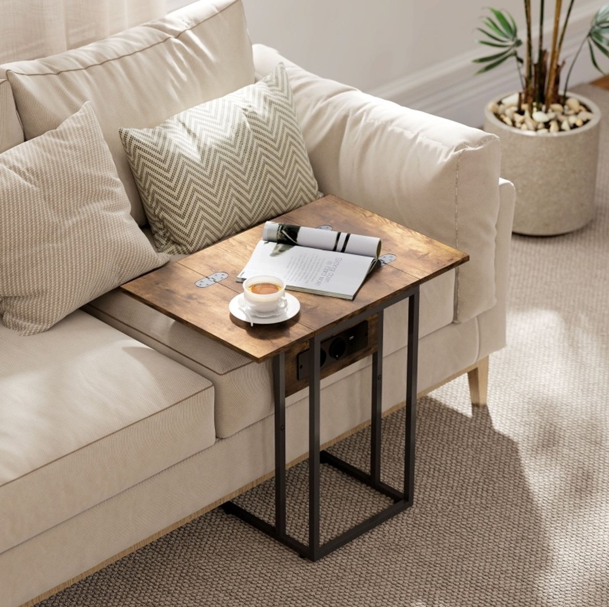 STILVORA Bijzettafel - Opklapbaar En Uitschuifbaar Met Laadstation - C Vorm Voor Bank En Bed - Metaal En Spaanplaat - 39x29x57 Cm - Bruin