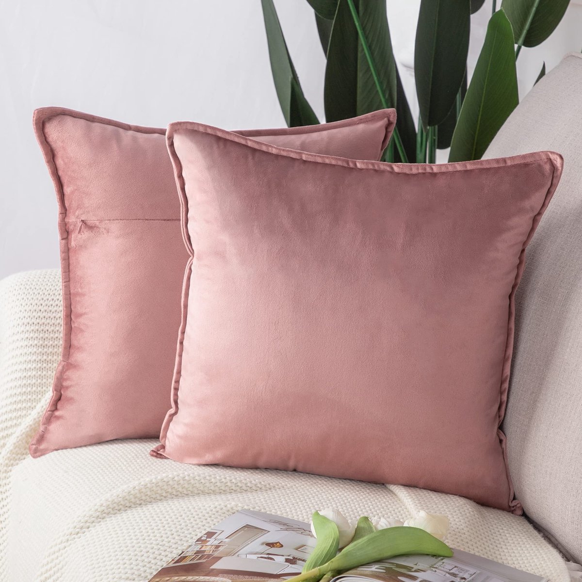 Set van 2 zachte velvet kussenhoezen - 65x65cm, Roze