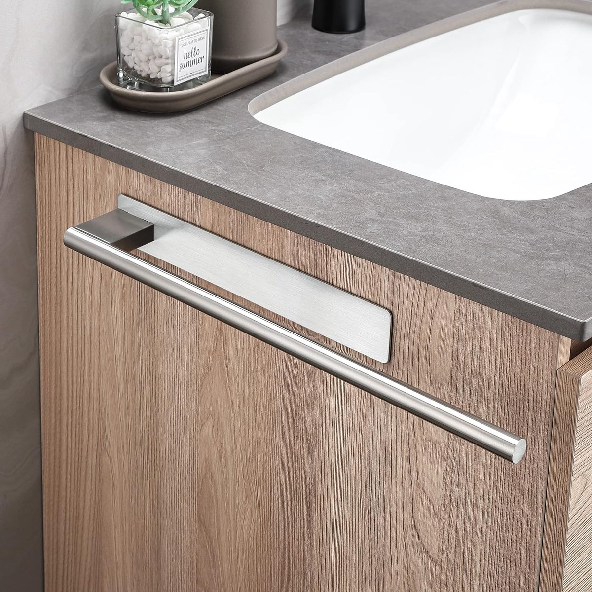 Handdoekhouder zonder boren – Handdoekstang om te plakken – 304 RVS Geborsteld Zilver – Eenarmig Zelfklevend Wandgemonteerd Handdoekrek voor Badkamer en Keuken