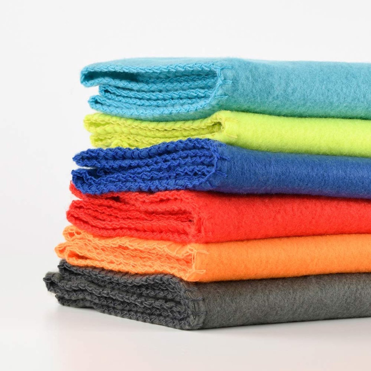 SnelShoppen - Fleece Deken Bulk Pakket van 6 Gezellige Fleece Plaids 50 x 60 cm - Warm, Zacht, Lichtgewicht, Ademend, Huisdiervriendelijk - Perfect vo