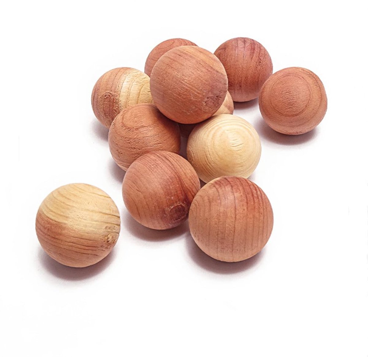 Dailygoods- Kerstballen Set van 30 - Cederhout - Aromatisch - Motten Bestrijden - Natuurlijke Geur - Duurzaam - Mottenballen