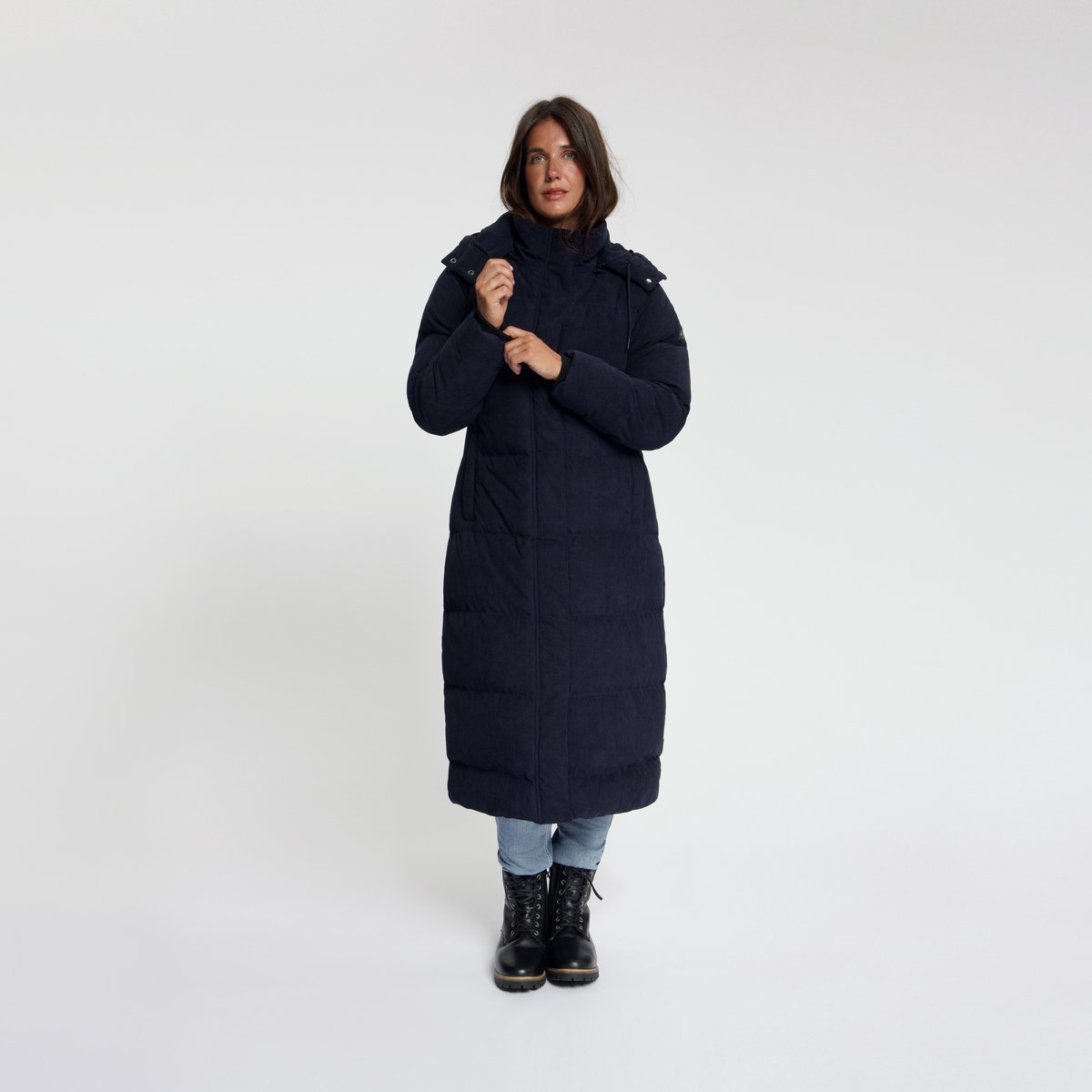 Travelin’ Unni Dames Puffer winterjas Corduroy Blauw