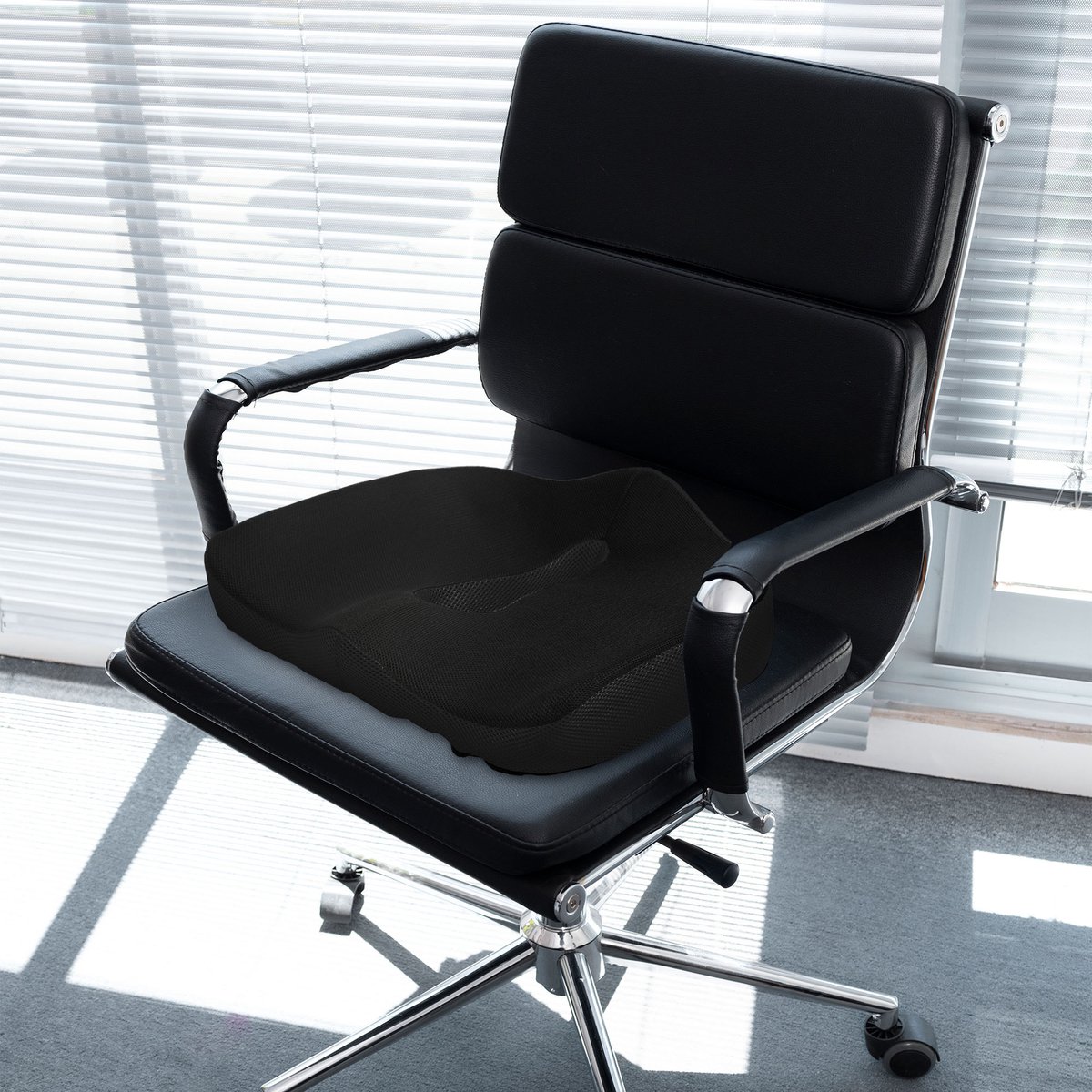 COVREO Zitkussen 44x39x13 cm zwart stof, ergonomisch voor stoel
