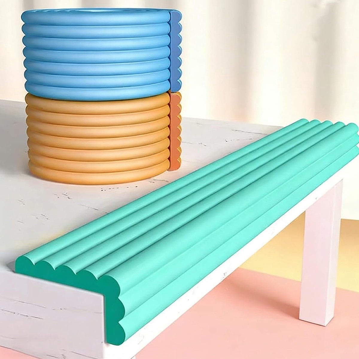 Muur randbescherming - Schuimrubber band - Veiligheid verbeteren - Zelfklevend W-vorm - 2 meter - Grijs