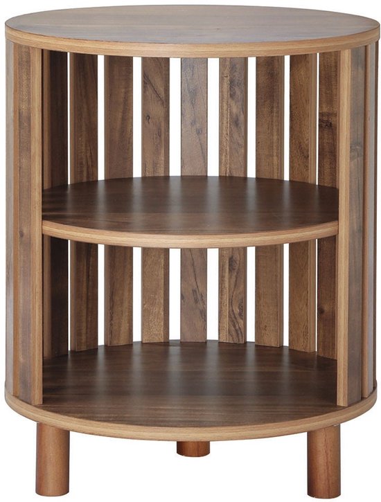 Table d'appoint ronde avec structure à lattes en bois, deux étagères et trois pieds en bois. Fabriquée en bois marron.