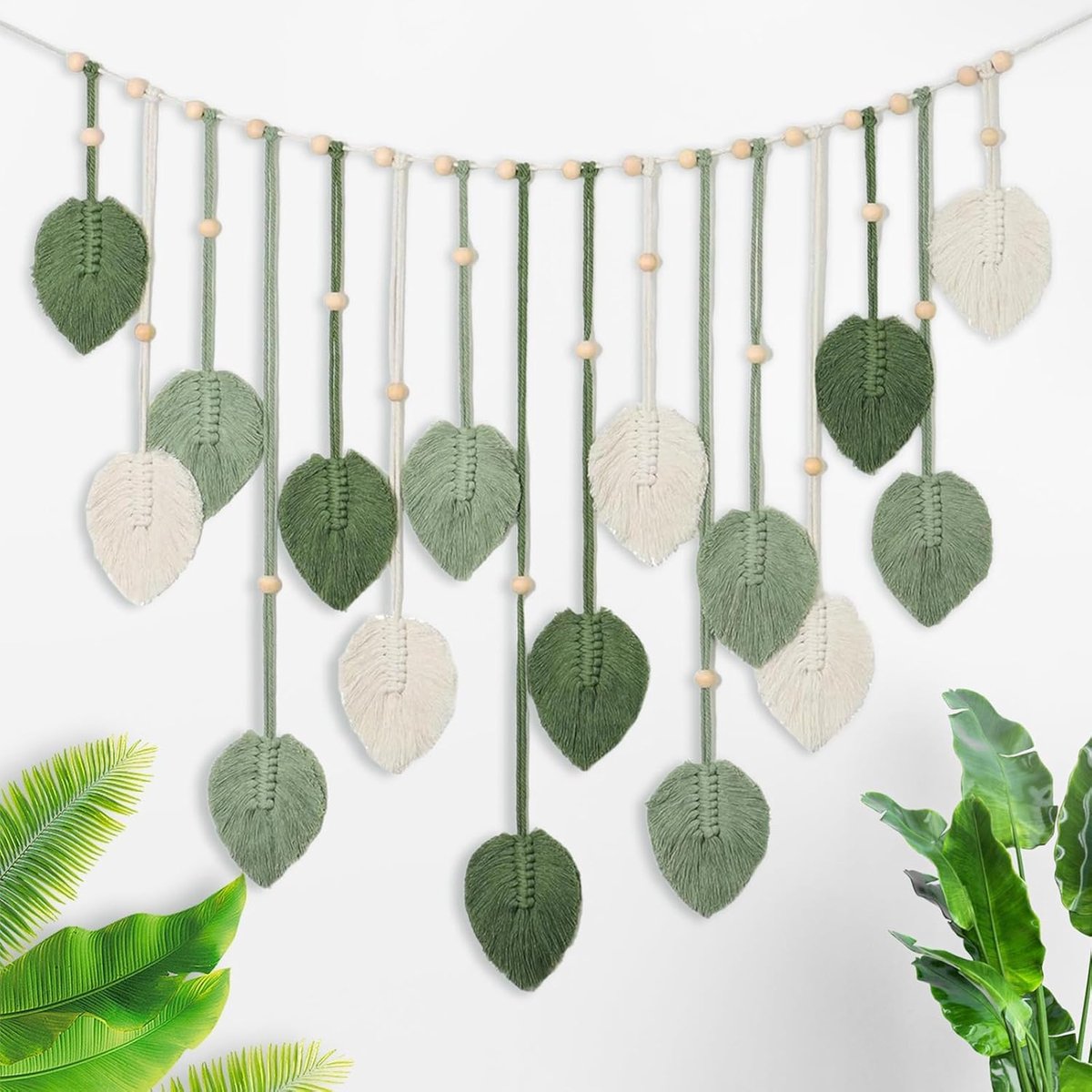 Macramé wandtapijt, katoen, boho, wandtapijt, 120 x 75 cm, groen/beige met houten kralen, levering met 2 bevestigingshaken