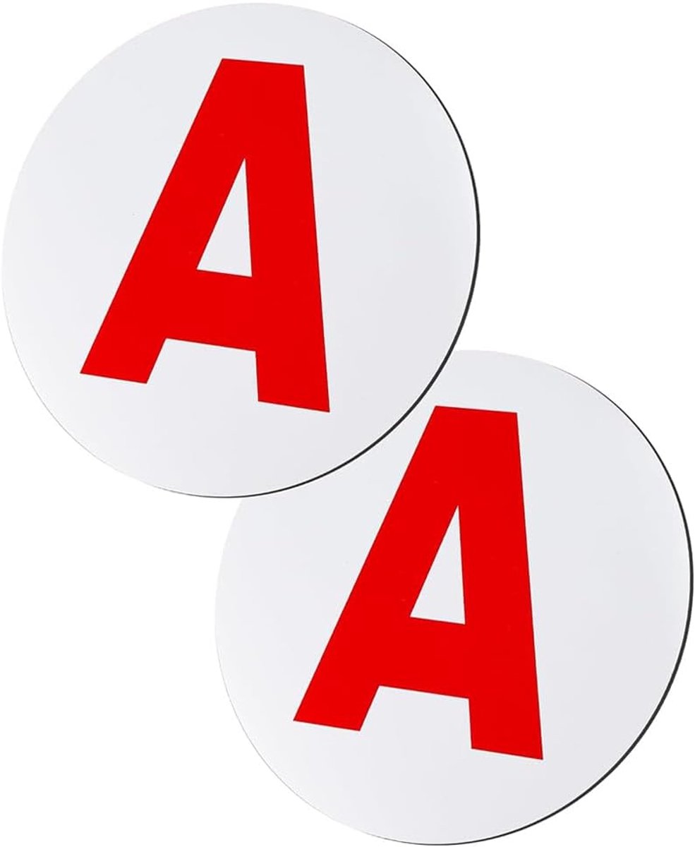 2 stuks bestuurdersstickers beginnersbord magneetborden reflecterend waterdicht zonwering rood A symbool zuignap bevestiging hoge zichtbaarheid verkeersveiligheid auto