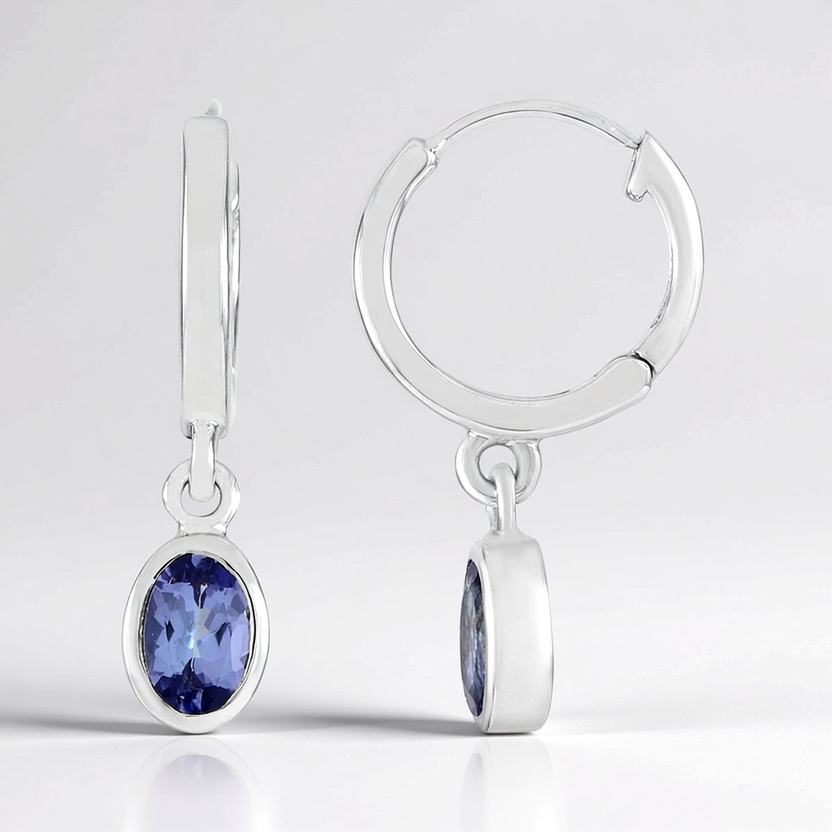 Cavill - Ovale Tanzaniet Oorbellen 0,91 ct - 925 Sterling Zilver Gerhodineerd - Blauwe Edelsteen - Elegante Klapsluiting - Tijdloos Sieraad
