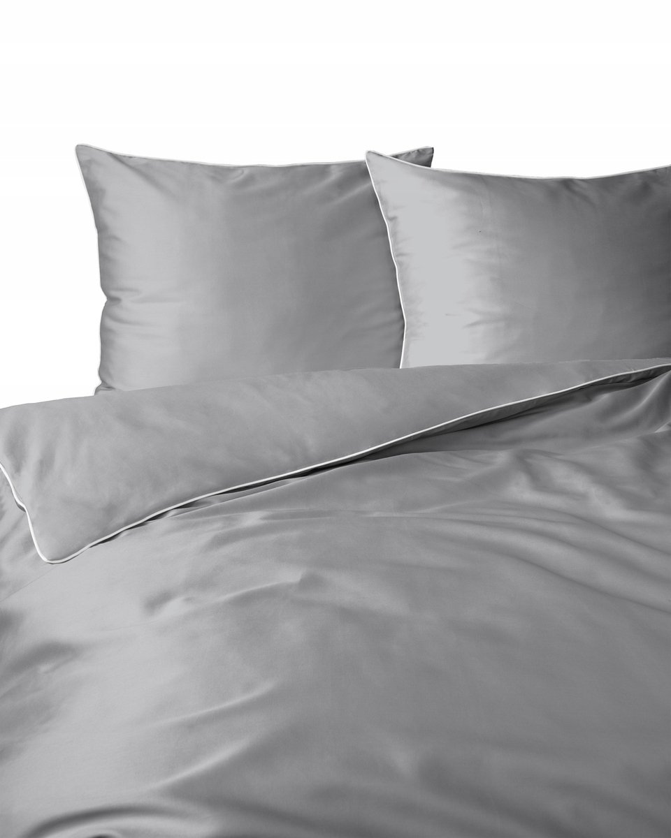 Luxe Makosatijn Beddengoed 220x200cm - Lichtgrijs met Bies