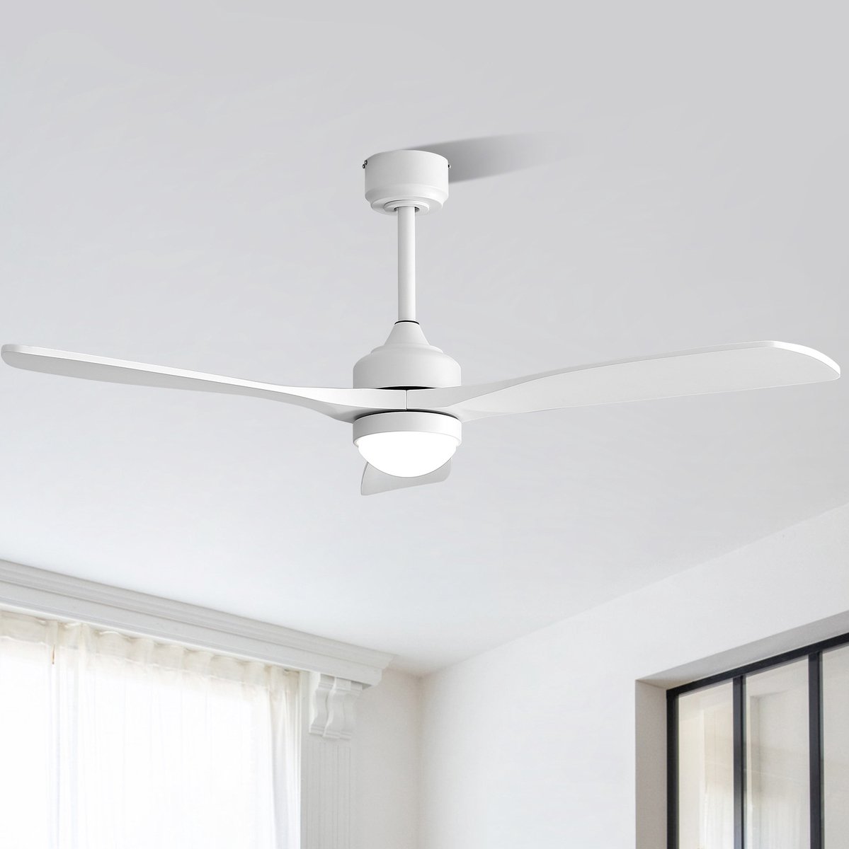 MIVRAY Plafondventilator Met Verlichting - 132 Cm - DC Motor - Wit Massief Hout - 6 Snelheden - Voor Stil En Comfortabel Gebruik
