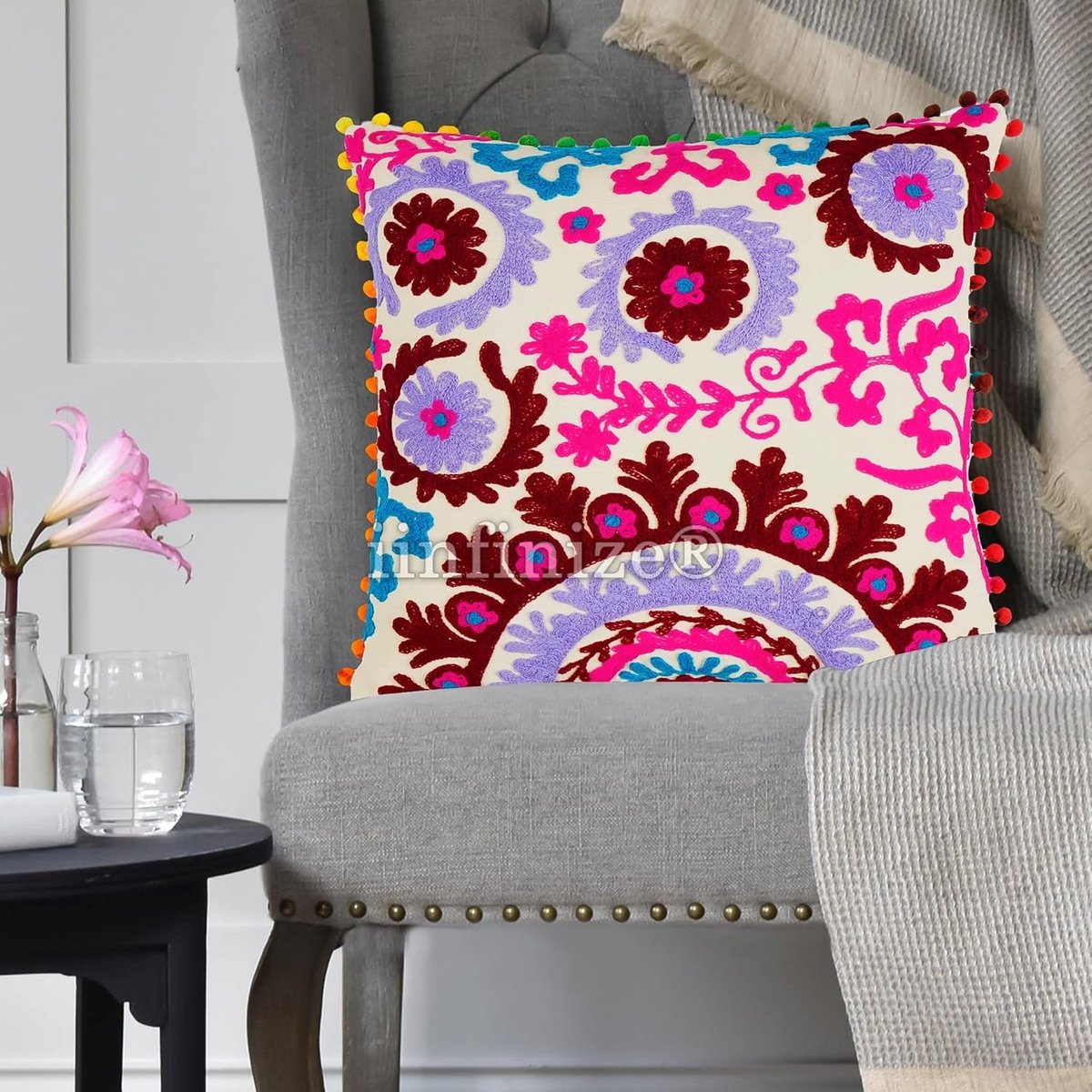 Cushion Cover 16x16 Inch - Suzani Borduurwerk - Pompom Detail - Perfect voor Sofas - SnelShoppen
