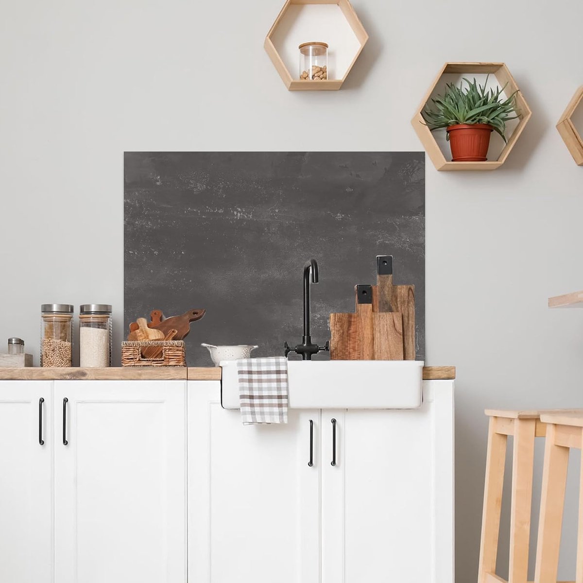 Keukenachterwand van aluminium, 84 x 60 cm, eenvoudig aan te brengen, Made in Italy, bescherming voor fornuis en muur, wasbaar en eenvoudig te monteren, metalen spatbescherming voor