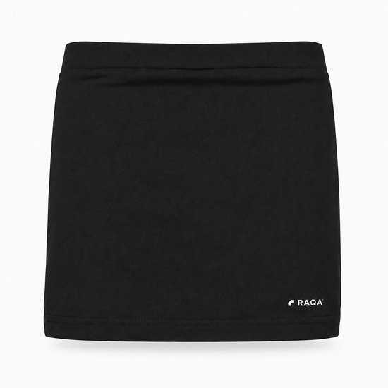 Jupe de sport noire avec ourlet droit et logo RAQA discret en bas à droite.