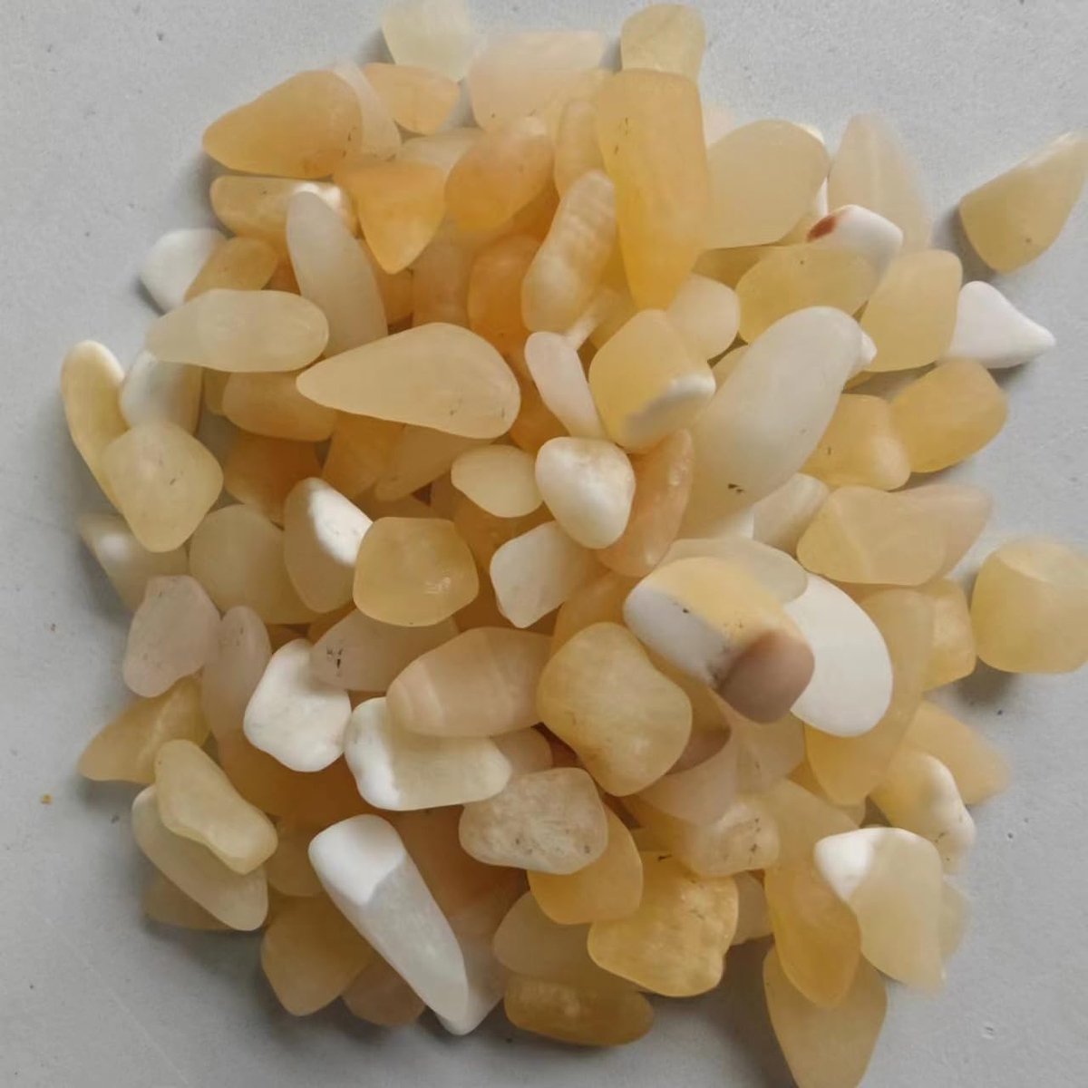 sierstenen, 7-9 mm kristalstenen, kleine halfedelstenen, sierstenen voor handwerk, aquarium, bloempot, landschapsbouw, vaas, vulpen, decoratie, 100 g, beige